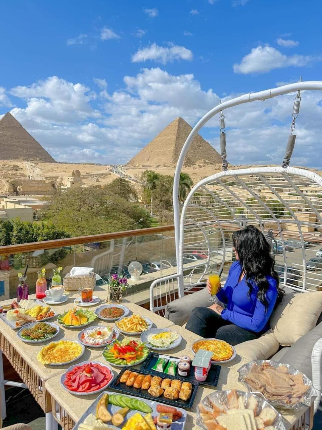 Tree Lounge Pyramids View Inn , Sphinx Giza Kafrat al Jabal ภายนอก รูปภาพ