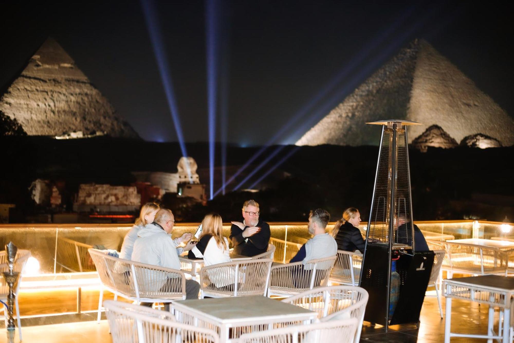 Tree Lounge Pyramids View Inn , Sphinx Giza Kafrat al Jabal ภายนอก รูปภาพ