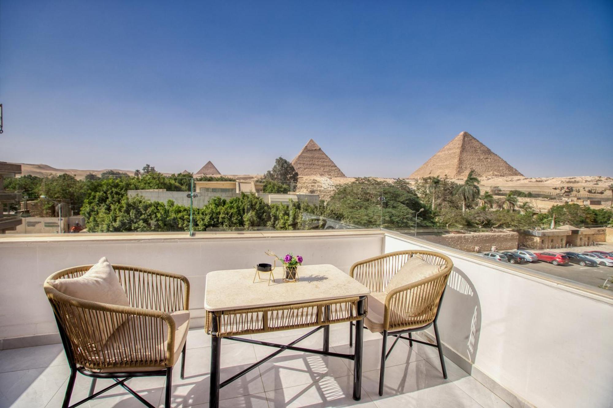 Tree Lounge Pyramids View Inn , Sphinx Giza Kafrat al Jabal ภายนอก รูปภาพ