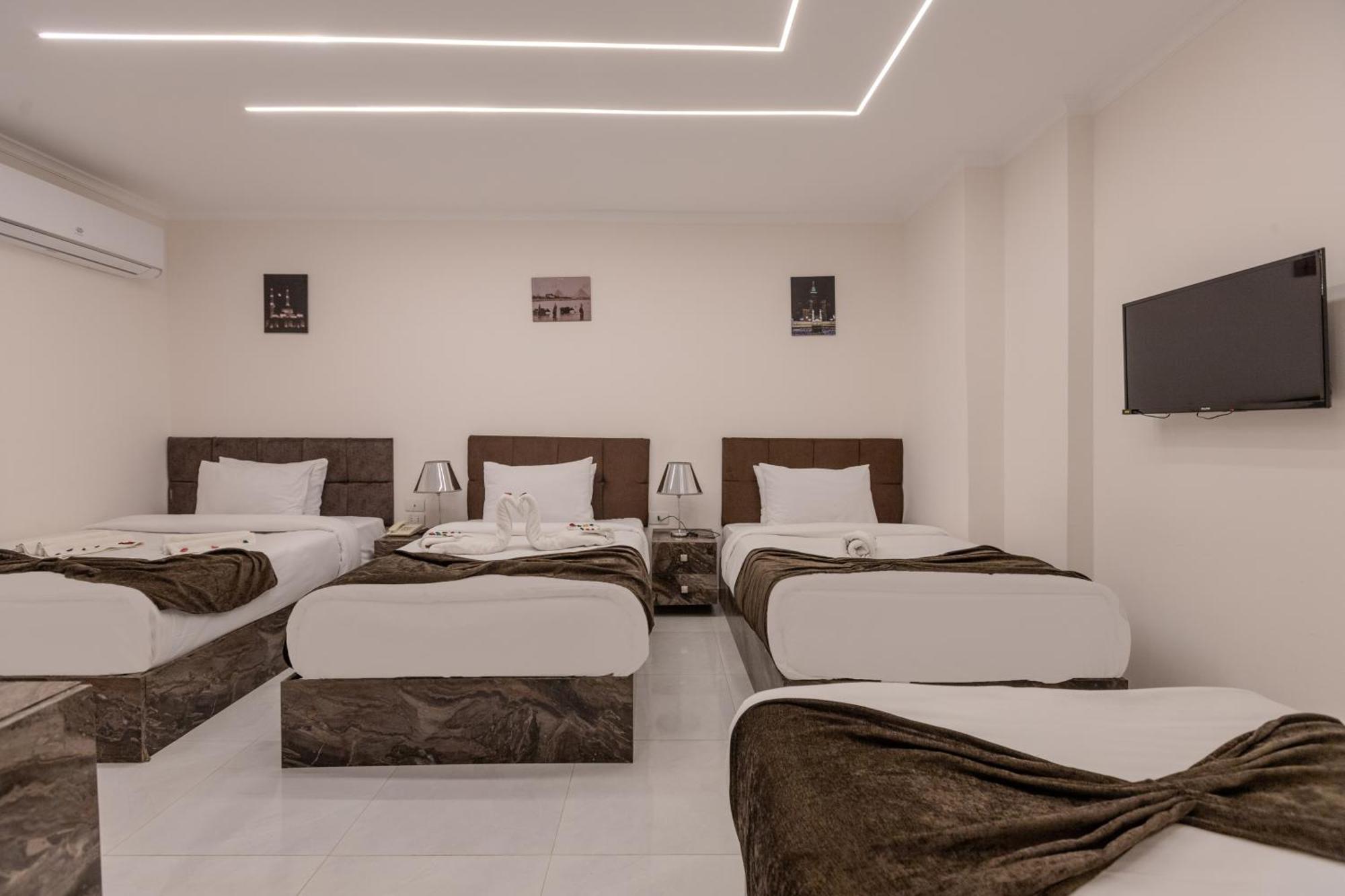 Tree Lounge Pyramids View Inn , Sphinx Giza Kafrat al Jabal ภายนอก รูปภาพ
